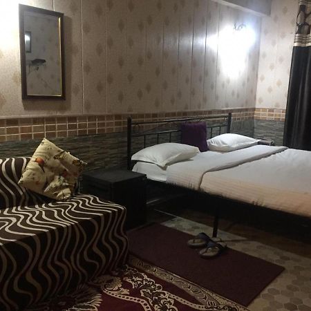 Hotel O Hya'S Homestay Dehradun Zewnętrze zdjęcie