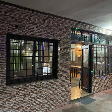 Hotel O Hya'S Homestay Dehradun Zewnętrze zdjęcie
