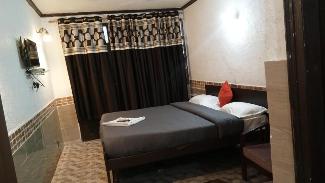 Hotel O Hya'S Homestay Dehradun Zewnętrze zdjęcie