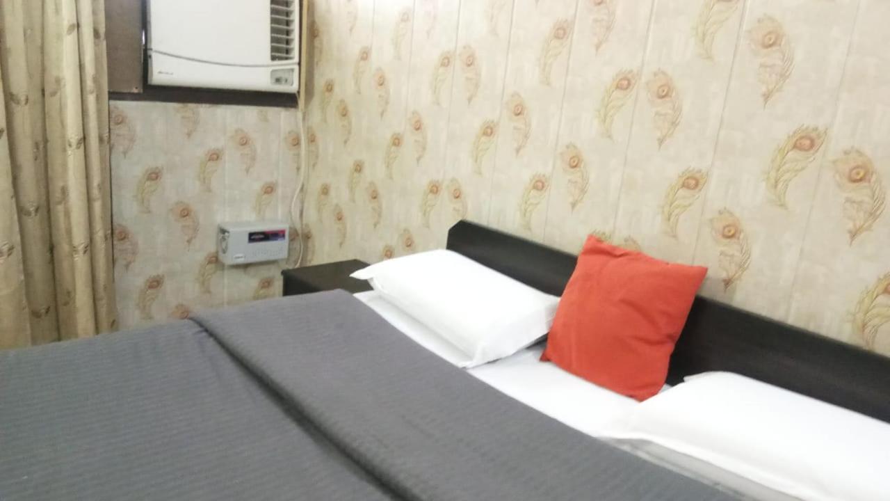 Hotel O Hya'S Homestay Dehradun Zewnętrze zdjęcie