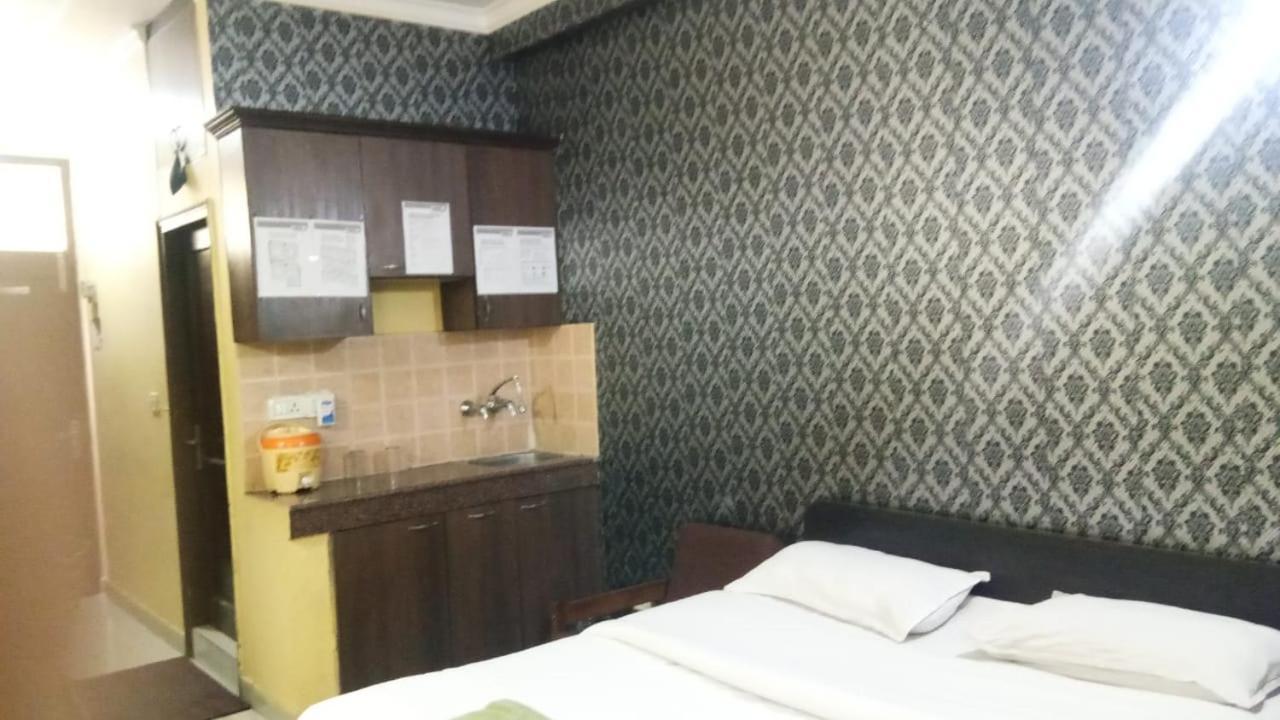 Hotel O Hya'S Homestay Dehradun Zewnętrze zdjęcie
