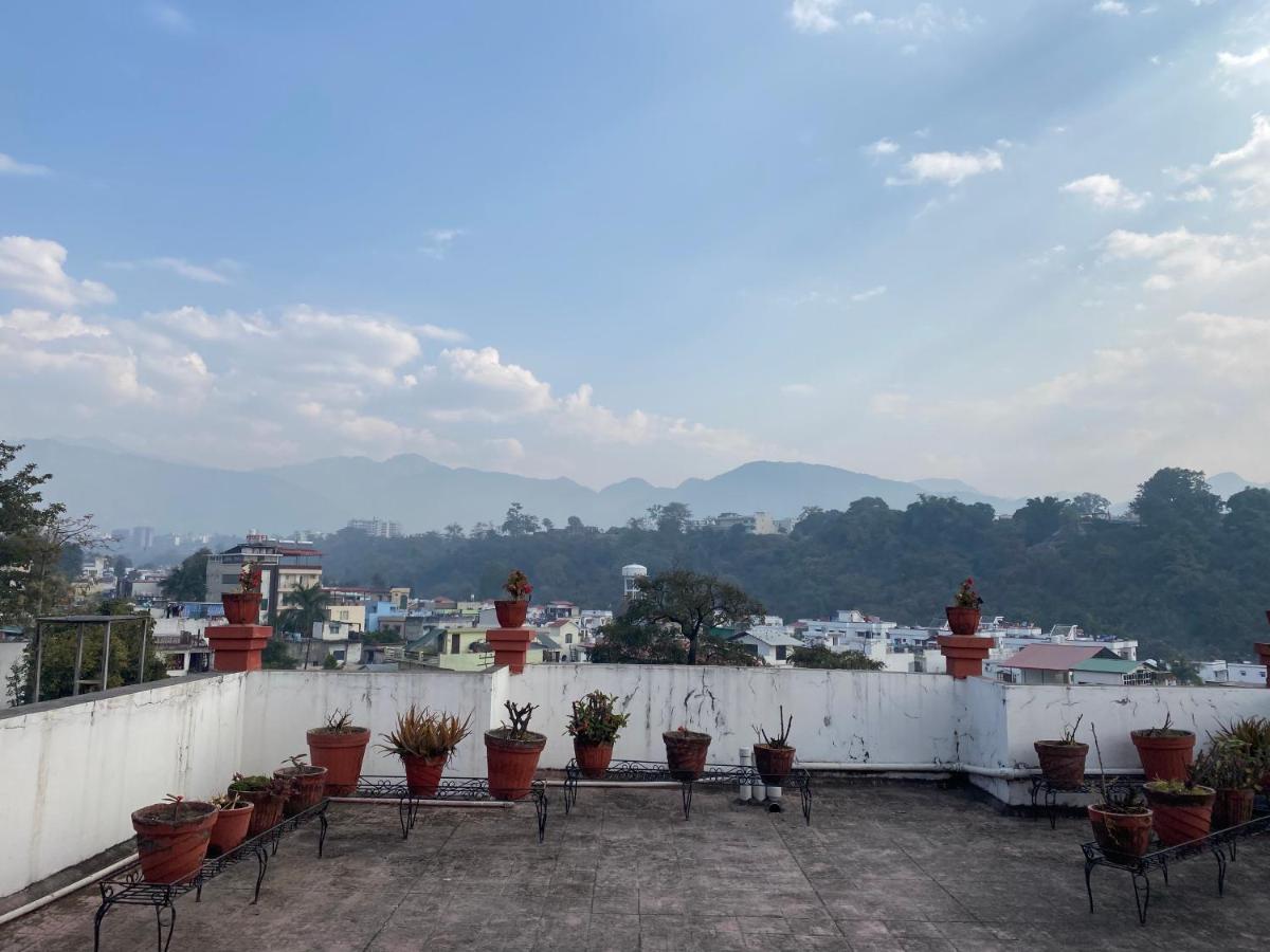 Hotel O Hya'S Homestay Dehradun Zewnętrze zdjęcie
