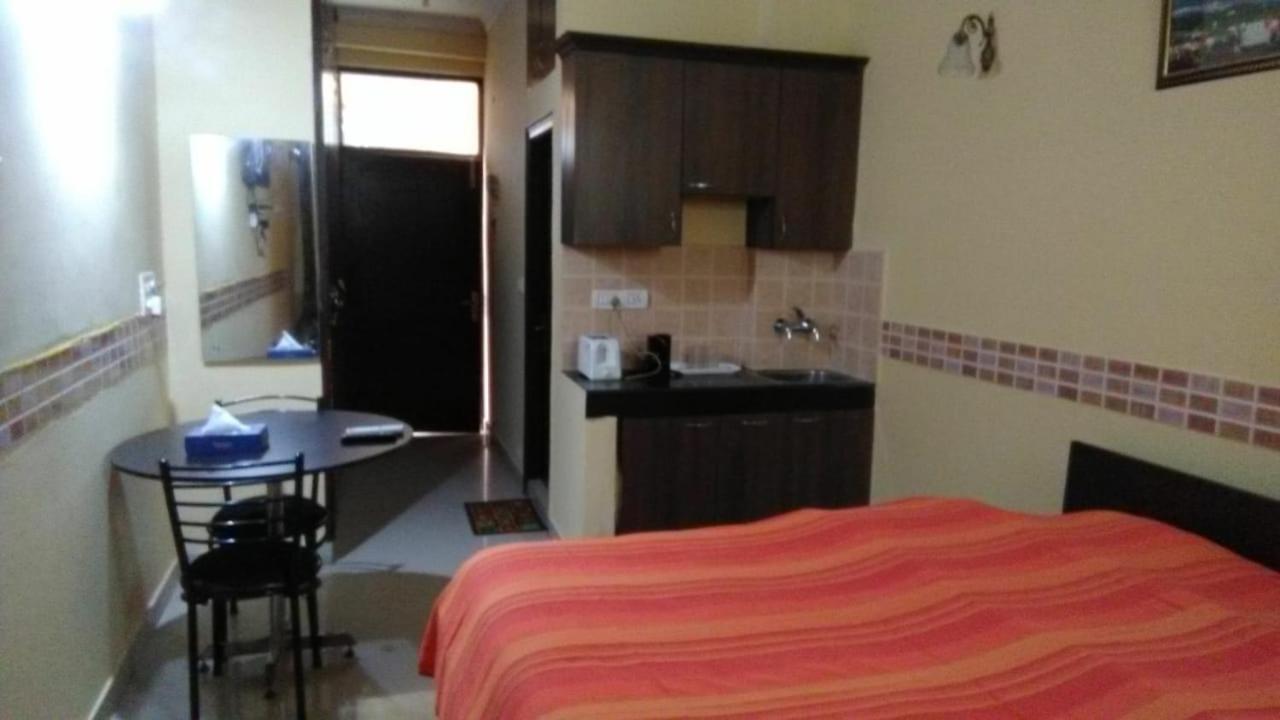 Hotel O Hya'S Homestay Dehradun Zewnętrze zdjęcie