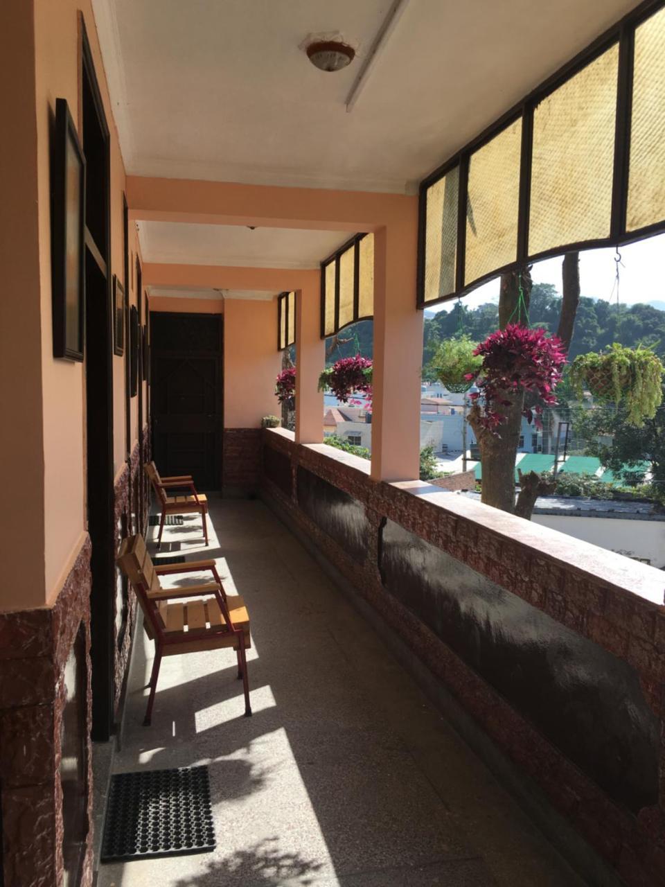 Hotel O Hya'S Homestay Dehradun Zewnętrze zdjęcie