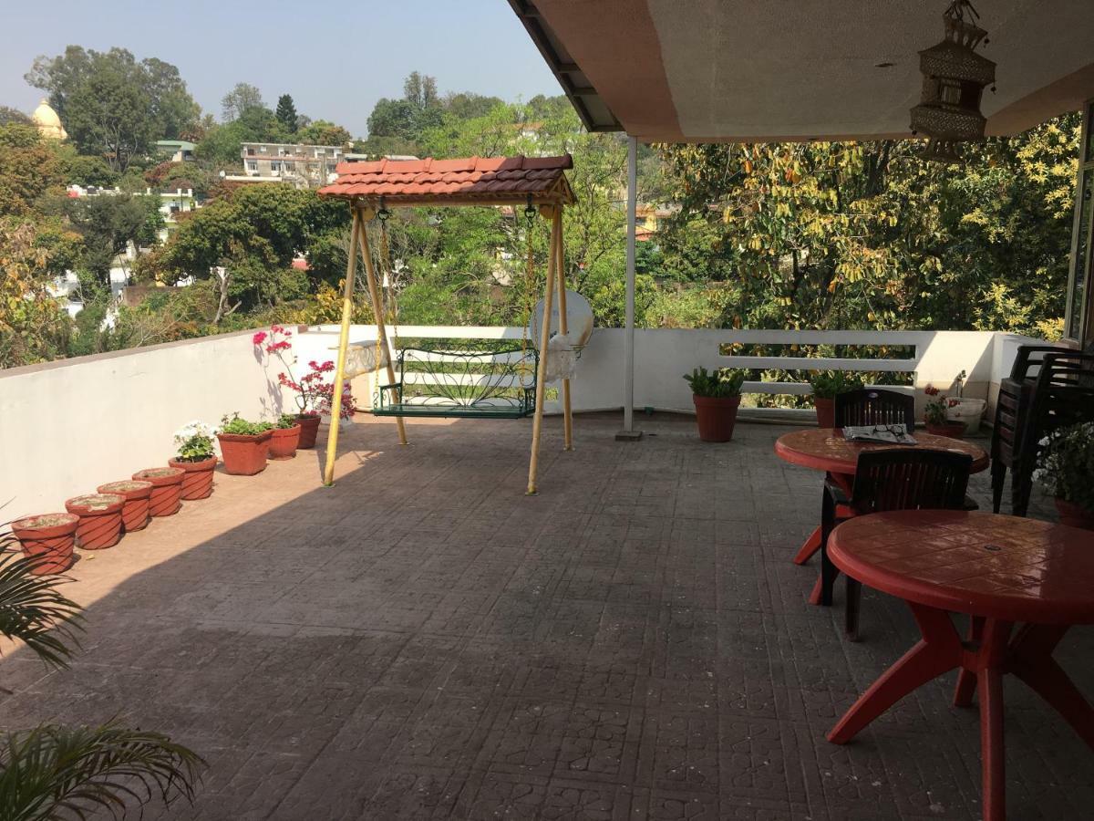 Hotel O Hya'S Homestay Dehradun Zewnętrze zdjęcie