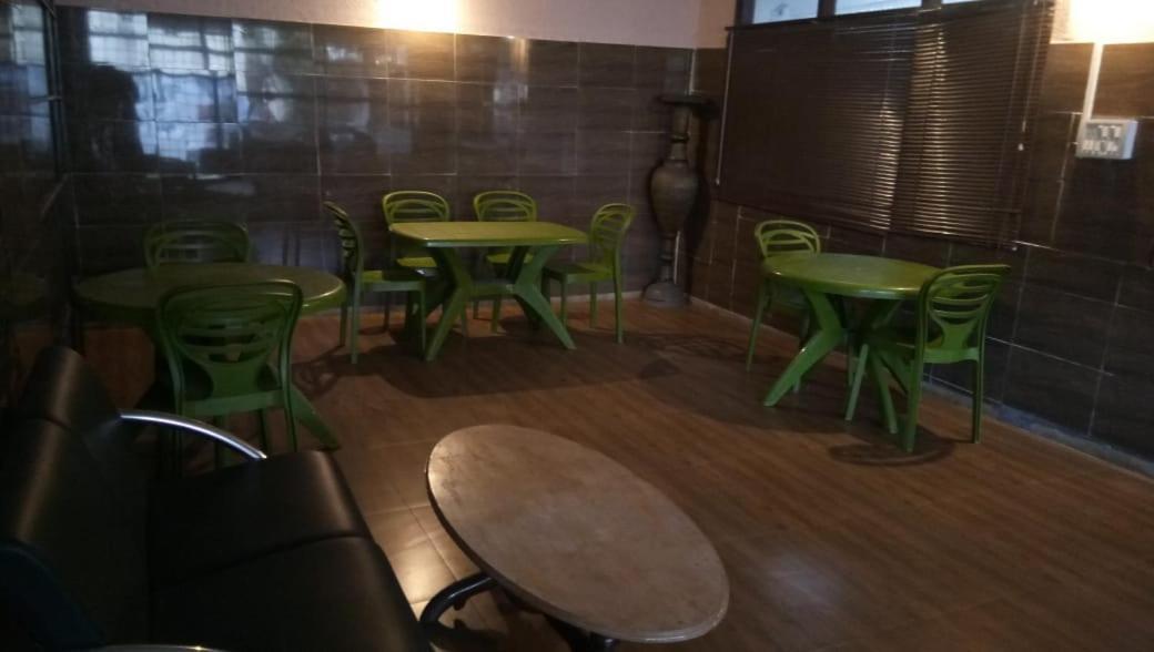 Hotel O Hya'S Homestay Dehradun Zewnętrze zdjęcie